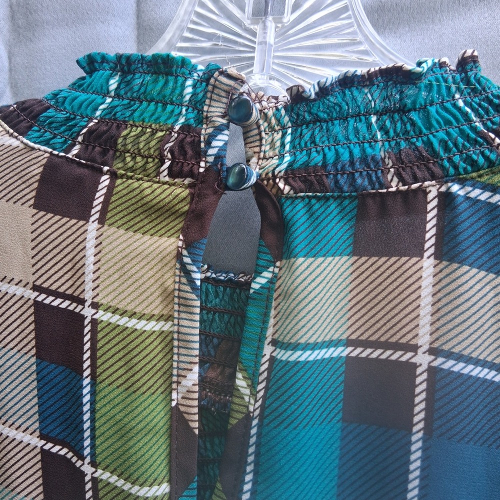 Cato Womens 18/20W Plaid Long Sleeve Blouse Smocked Neck Cuffs Green‎ Blue Plaid